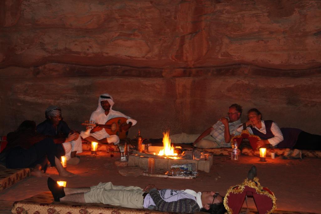 Wadi Rum Sleep Under The Stars מראה חיצוני תמונה